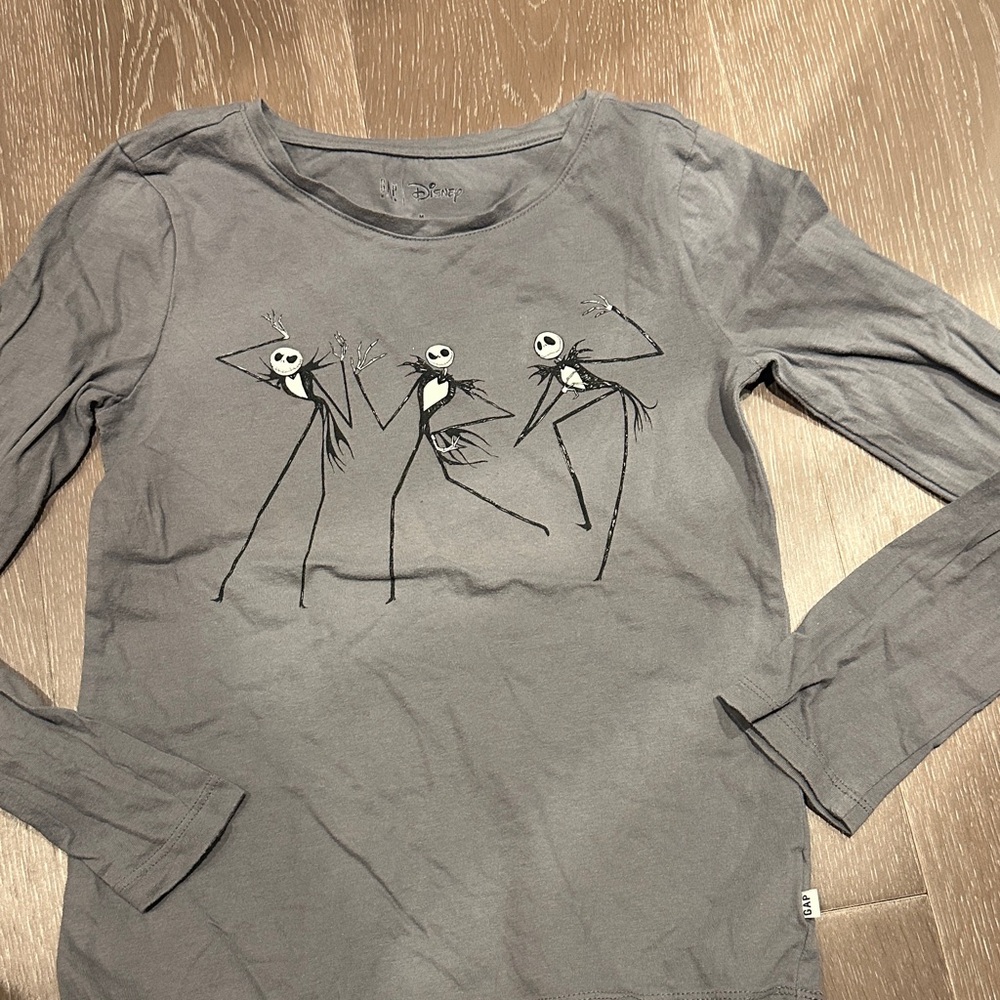 GAP Disney Long Sleeve Size Medium